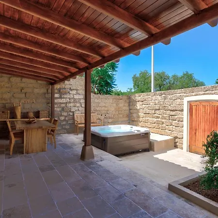 Casa Waldeck At Jardines Del Duque Holiday home